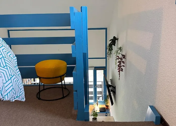 Duplex And Balcony *